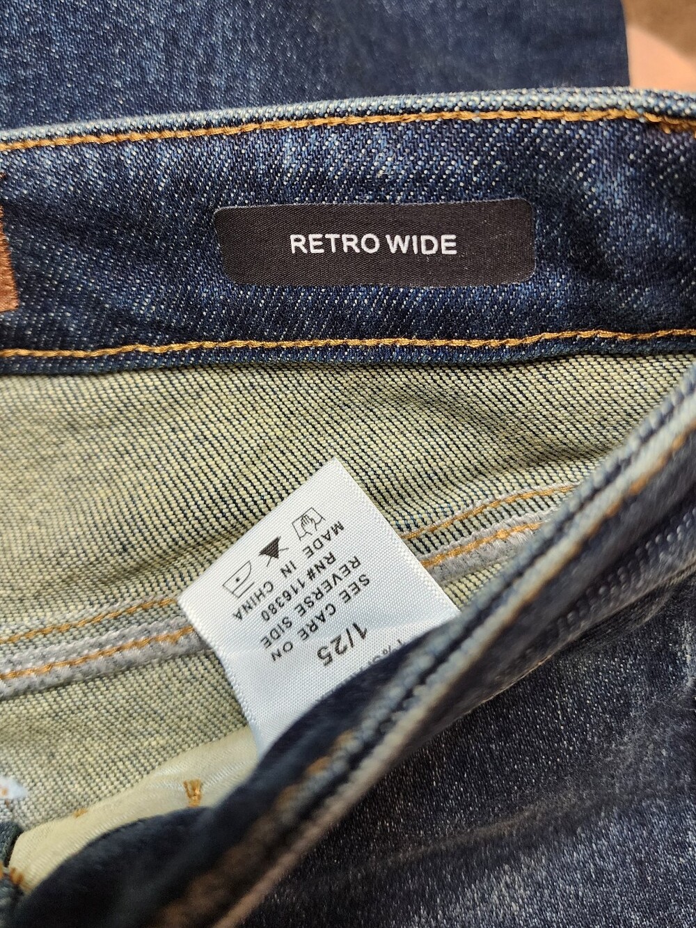 Judy Blue Retro Wide Leg Jeans - Picture 5 of 6
